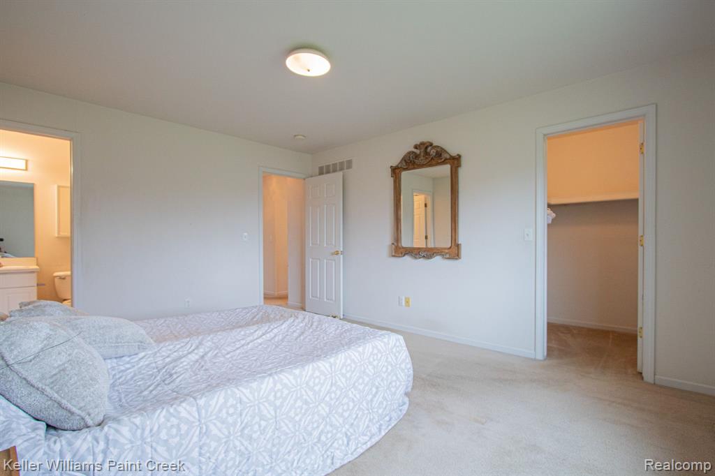 47466 S FORK Drive, Macomb, MI 48044 — Photo 19