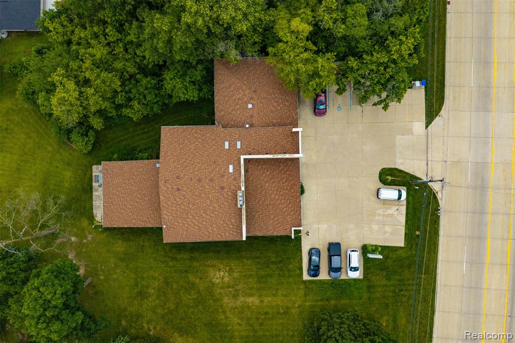 11032 Grand River Road, Brighton, MI 48116 — Photo 17