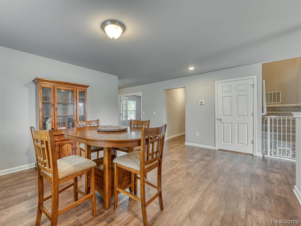 410 Settlers Cove, Tecumseh, MI 49286 — Photo 6