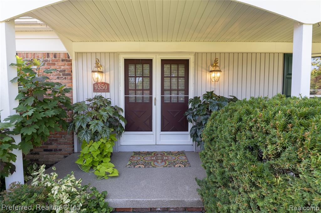 9350 Colony Farm Court, Plymouth, MI 48170 — Photo 3