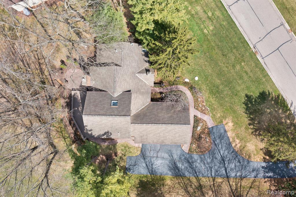 4435 OAK POINTE Drive, Brighton, MI 48116 — Photo 73