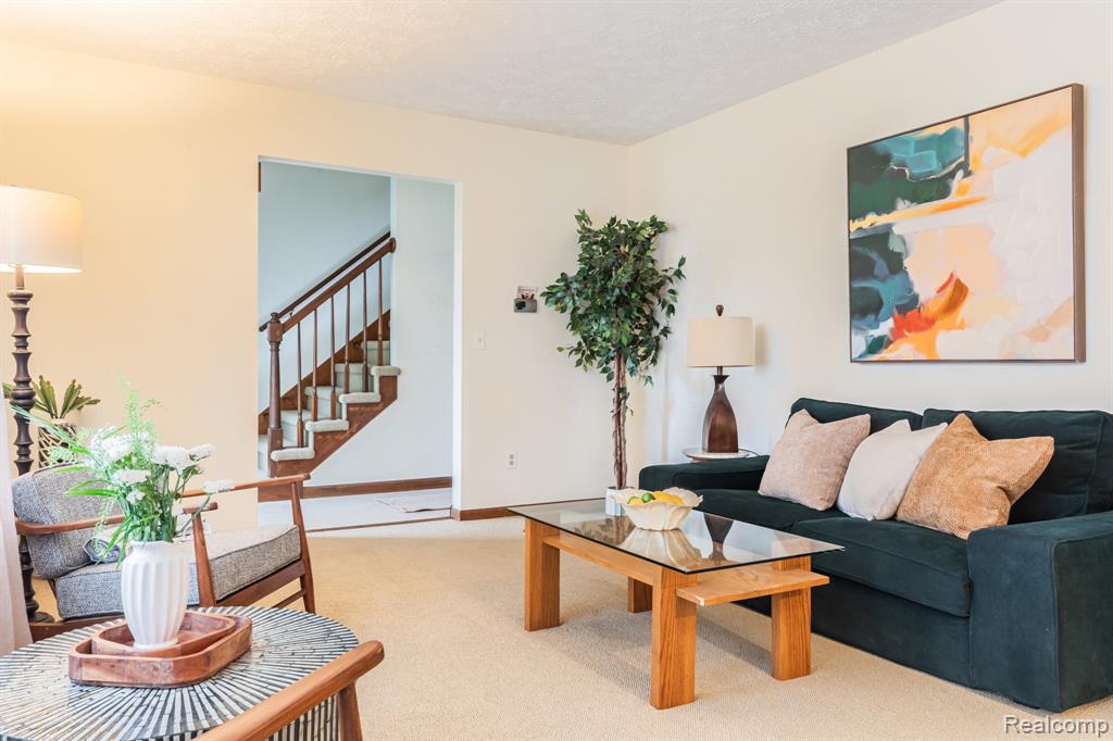 4819 Moultrie Circle, Lansing, MI 48917 — Photo 9