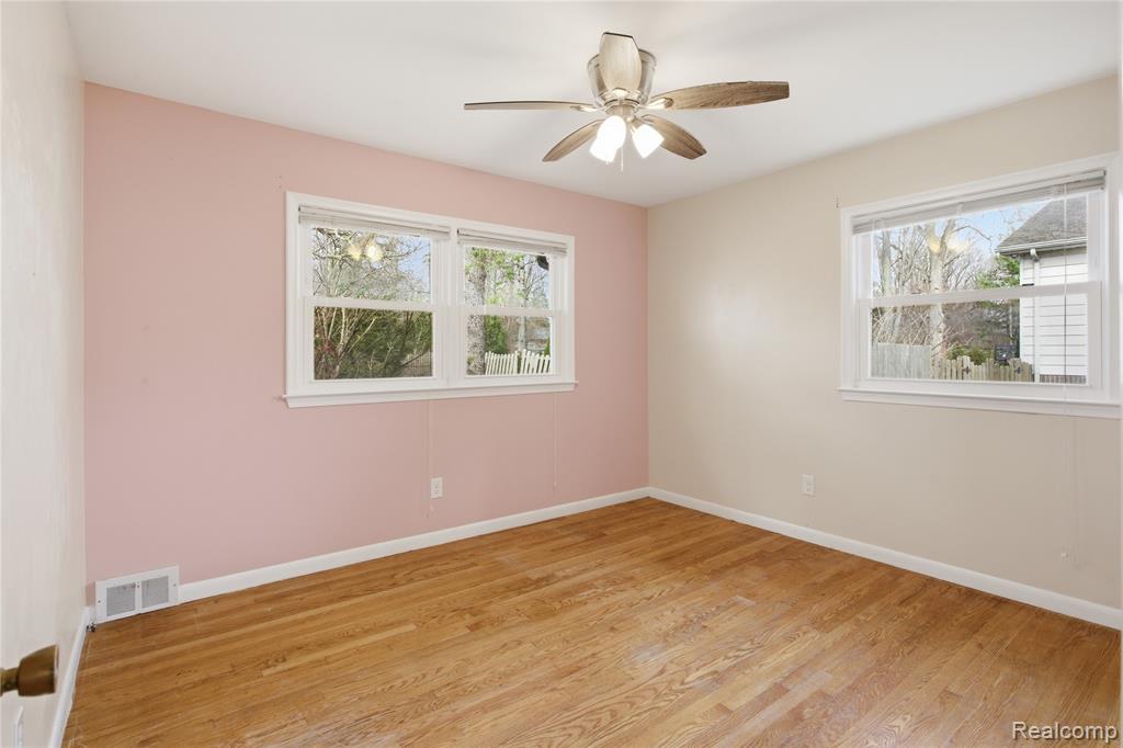 29256 Utley Road, Farmington, MI 48334 — Photo 37