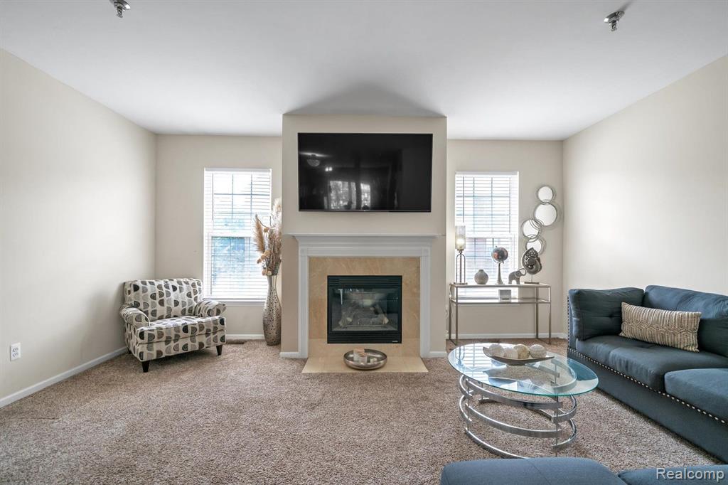25298 SAINT JAMES, Southfield, MI 48075 — Photo 4