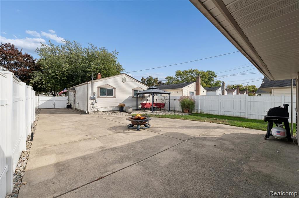 7590 Campbell Street, Taylor, MI 48180 — Photo 43