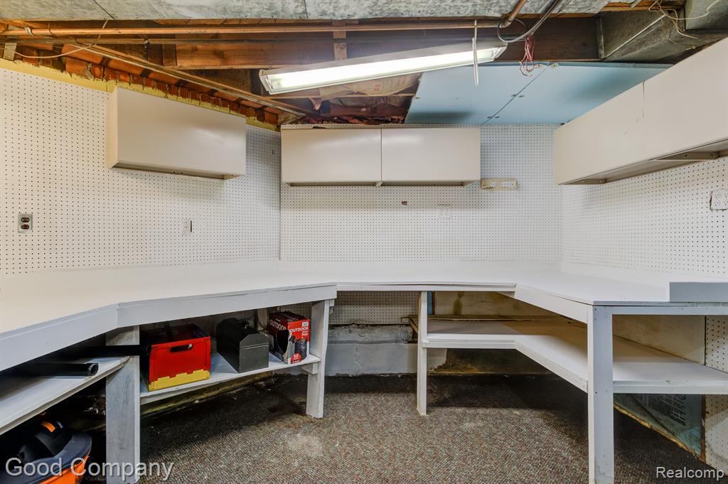 4008 PARKVIEW Drive, Royal Oak, MI 48073 — Photo 46