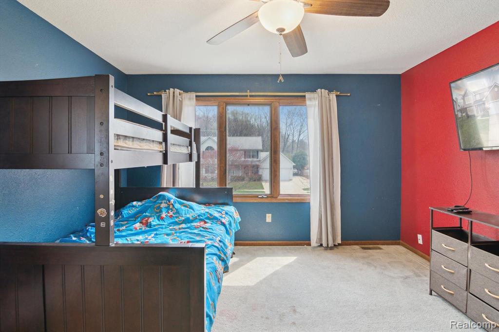 925 DONNALEE Drive, Monroe, MI 48162 — Photo 32