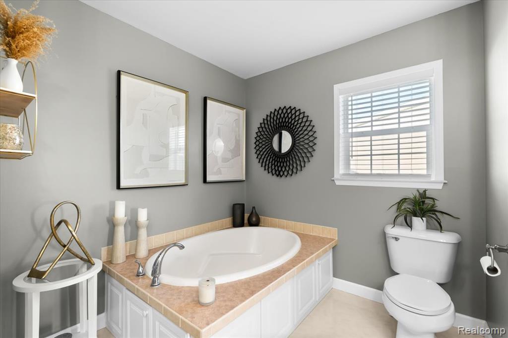 11201 Woodchester Court, South Lyon, MI 48178 — Photo 22