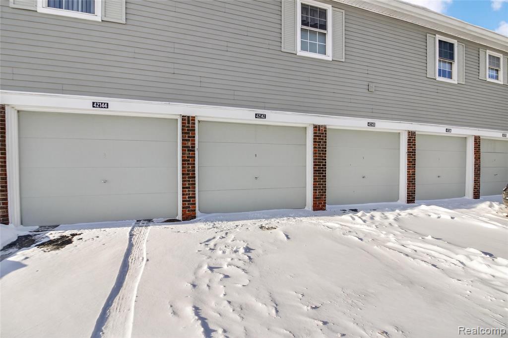 42142 Gladwin Street, Northville, MI 48167 — Photo 33