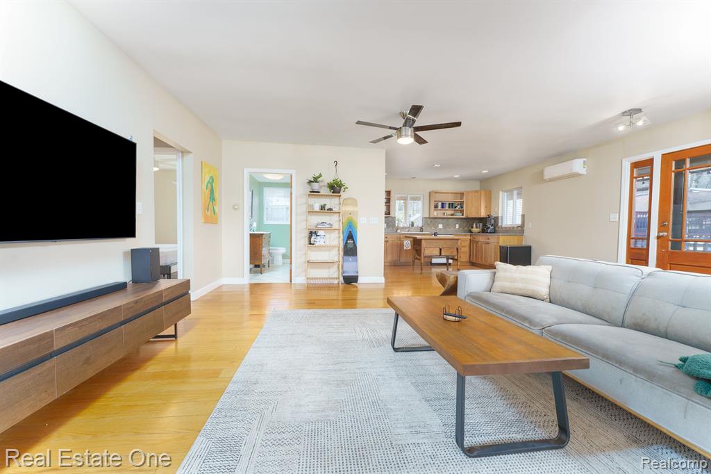 6340 SPORNY Drive, Brighton, MI 48116 — Photo 17