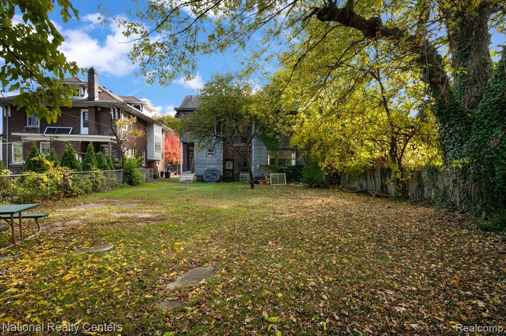 75 McLean Street, Highland Park, MI 48203 — Photo 26