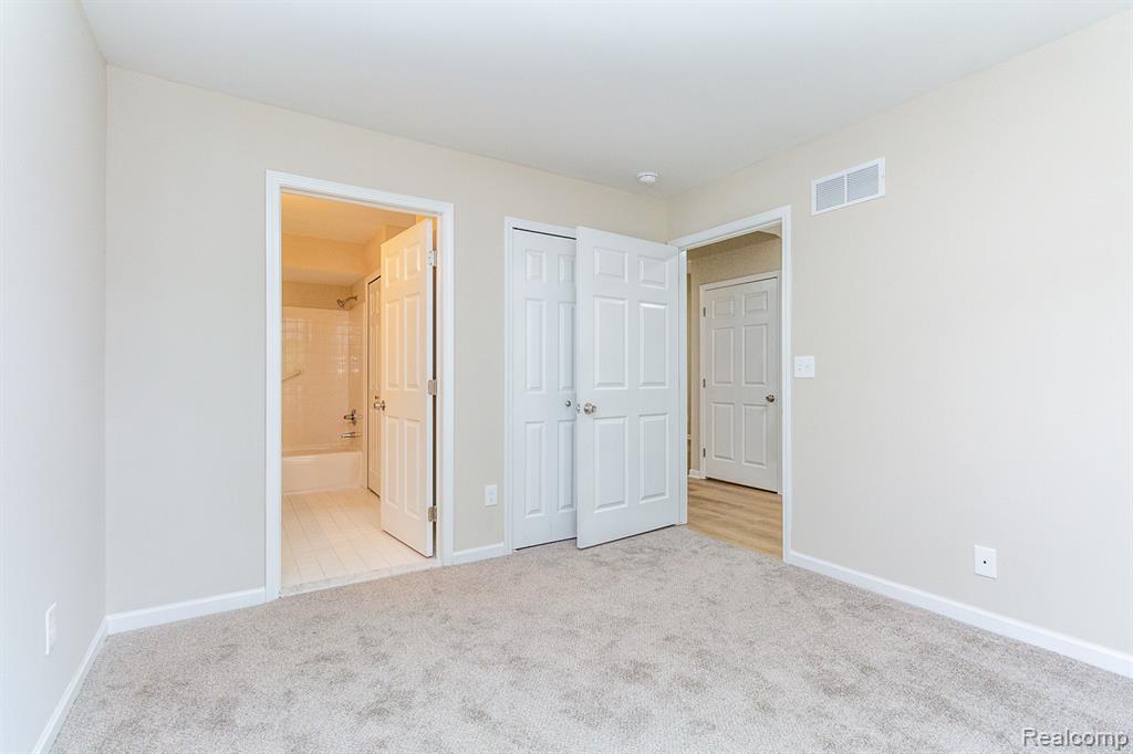 4426 GLENOAKS, Warren, MI 48092 — Photo 14