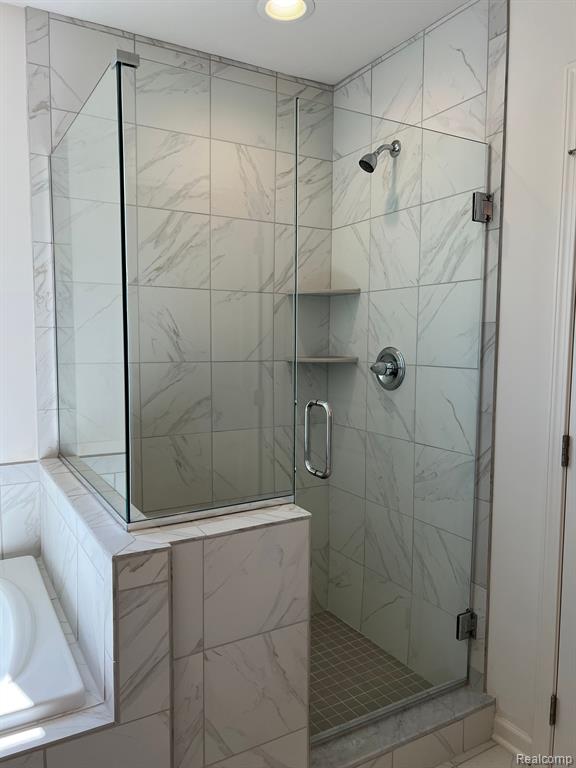 7296 Evergreen Trail, Almont, MI, 48003