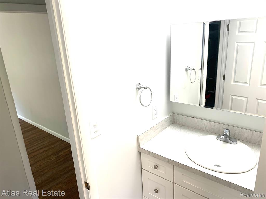 15145 Worden Road, Holly, MI 48442 — Photo 21