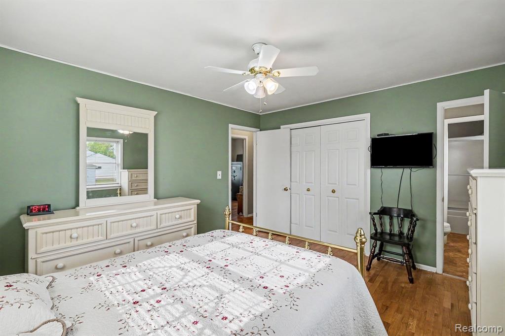 4497 Sunnymead Avenue, Burton, MI 48519 — Photo 13