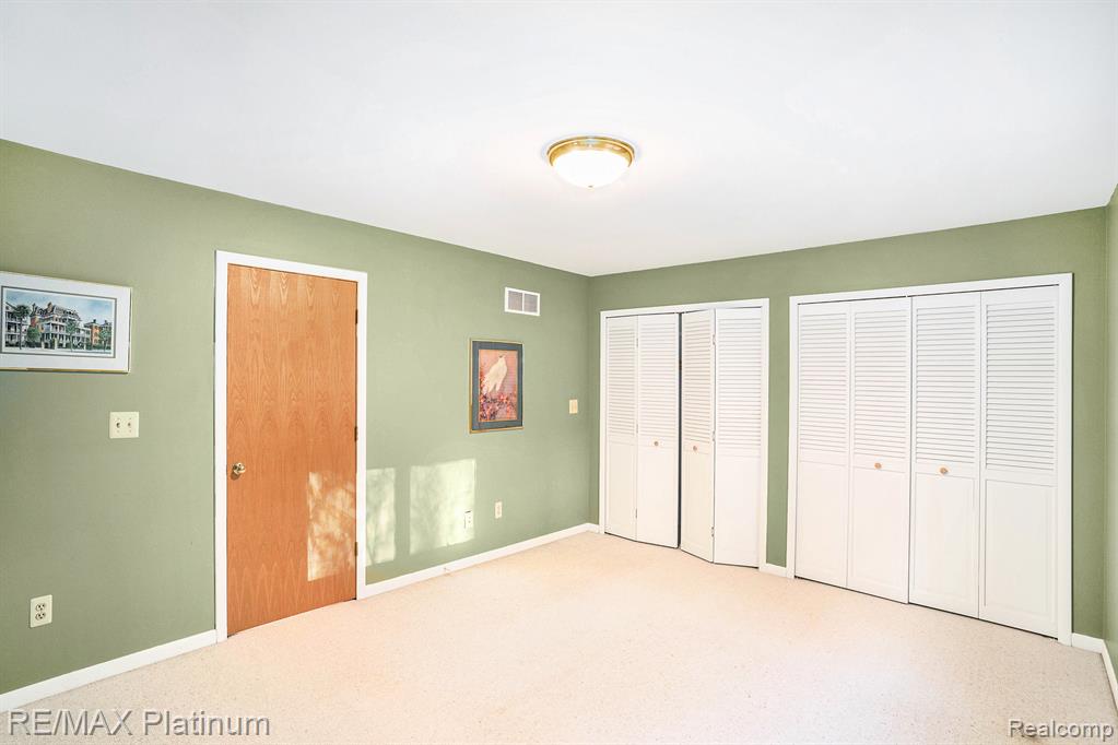 6489 CEDAR LAKE ROAD, Pinckney, MI 48169 — Photo 17