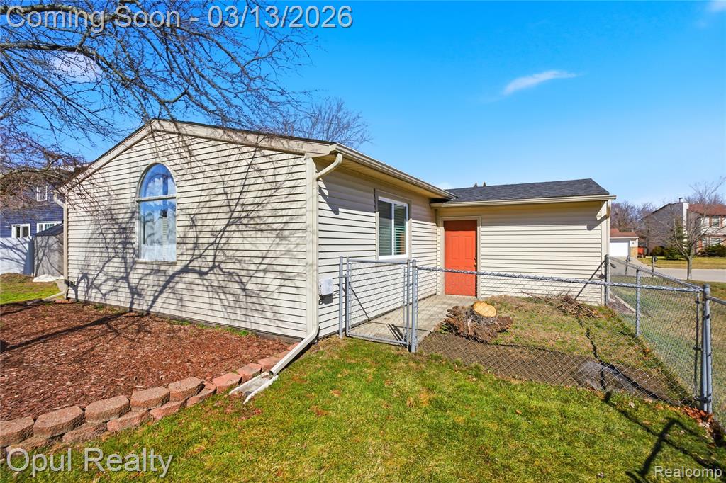 43761 Yorktown Street, Canton, MI 48188 — Photo 24
