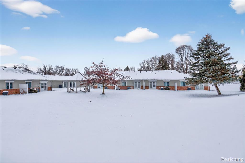 174 Addison Circle, 19, Fowlerville, MI 48836 — Photo 37