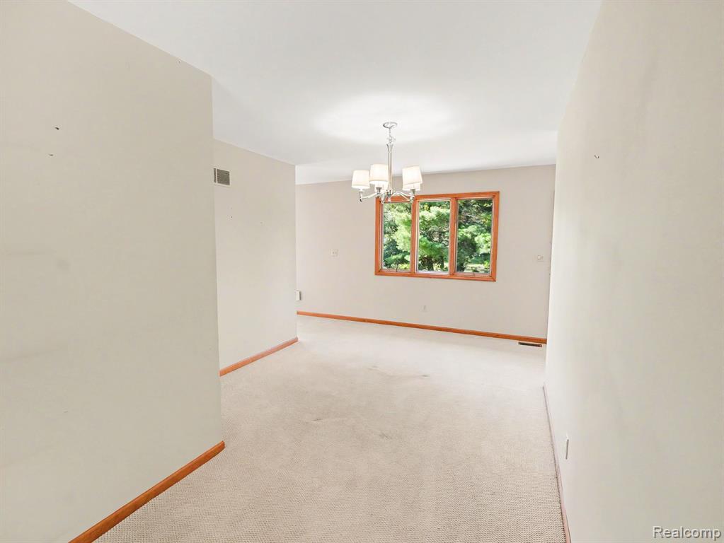 415 Bennington Court, Saline, MI 48176 — Photo 6