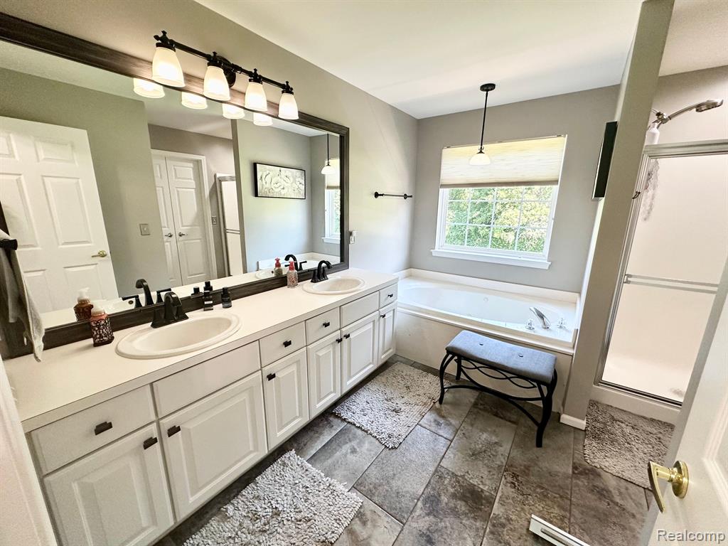 48798 MANHATTAN Circle, Canton, MI 48188 — Photo 24