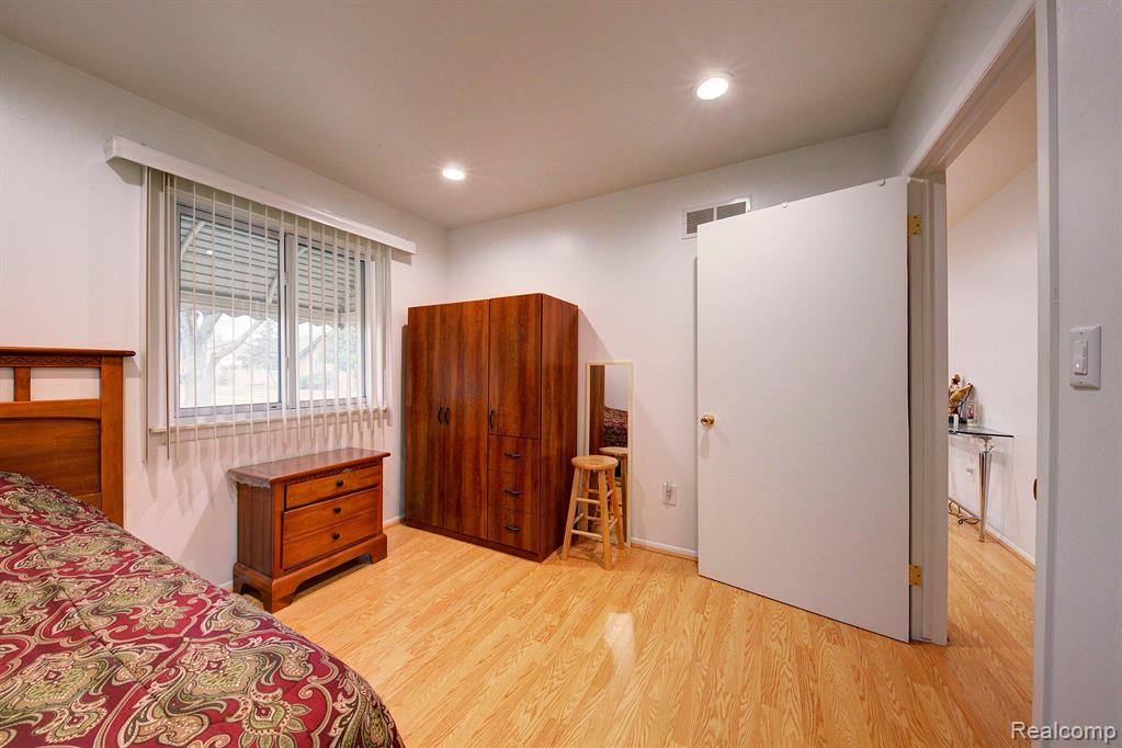 8401 18 Mile Road, Unit 167, Sterling Heights, MI 48313 — Photo 13