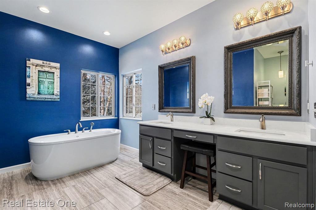 7907 Brookwood Drive, Clarkston, MI 48348 — Photo 24