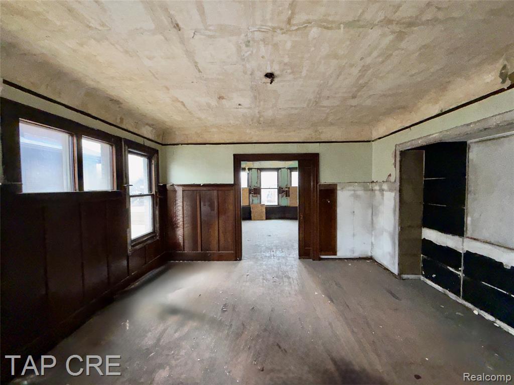 1017 E Grand Boulevard, Detroit, MI 48207 — Photo 11