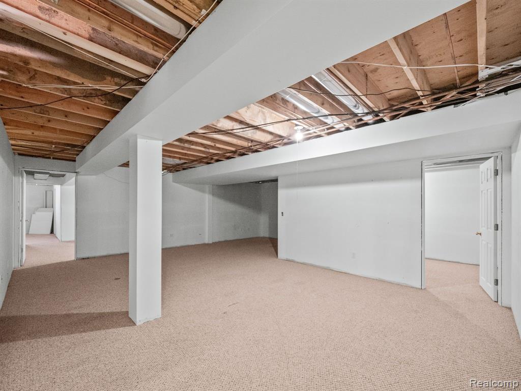 51031 HOOK Drive, Macomb, MI 48042 — Photo 41