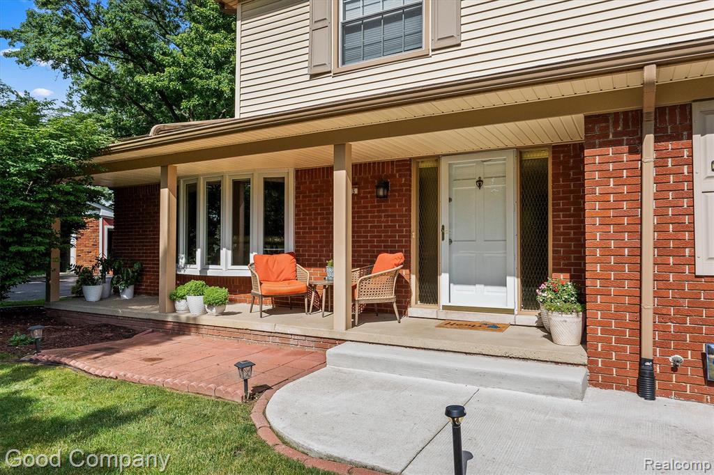833 Cobblestone Drive, Rochester Hills, MI 48309 — Photo 27