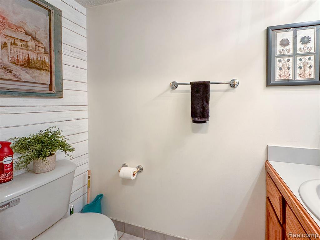 5736 Leeward Court, Clarkston, MI — Photo 3