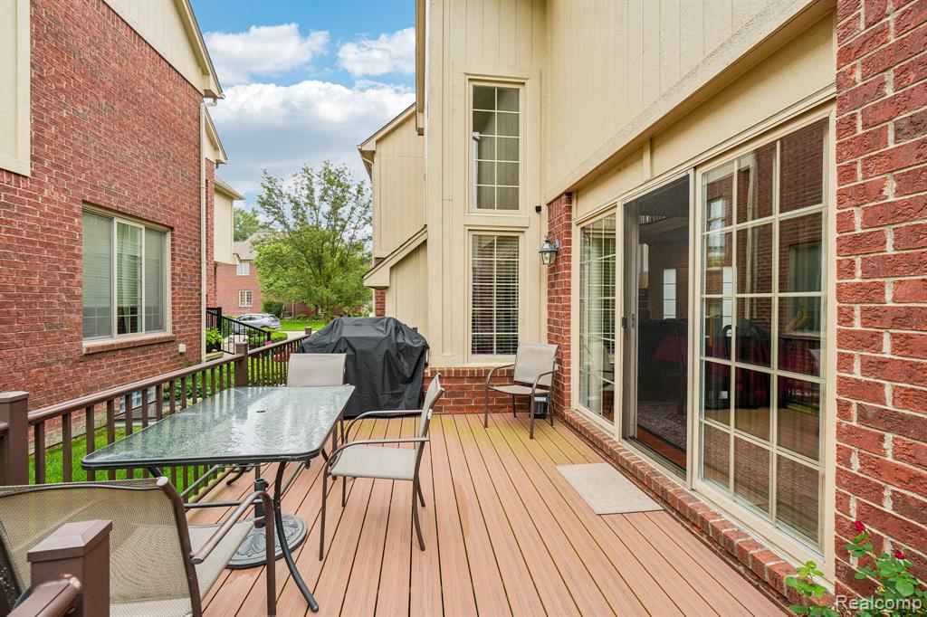 4281 Summer Place, 68, Shelby Twp, MI 48316 — Photo 35