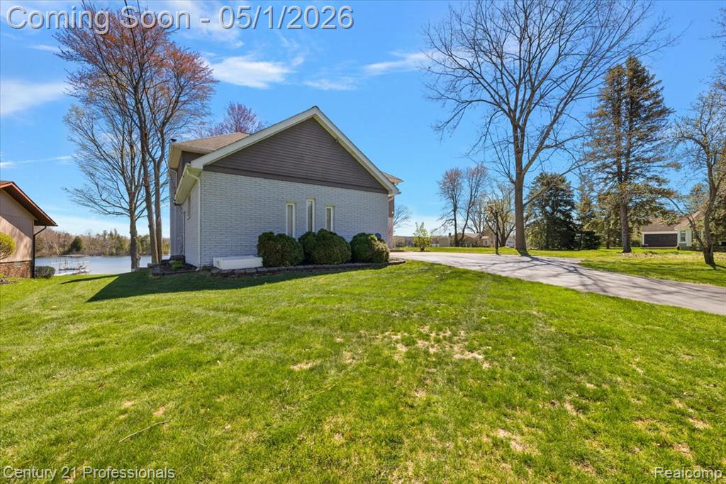 9800 Sashabaw Road, Clarkston, MI 48348 — Photo 62