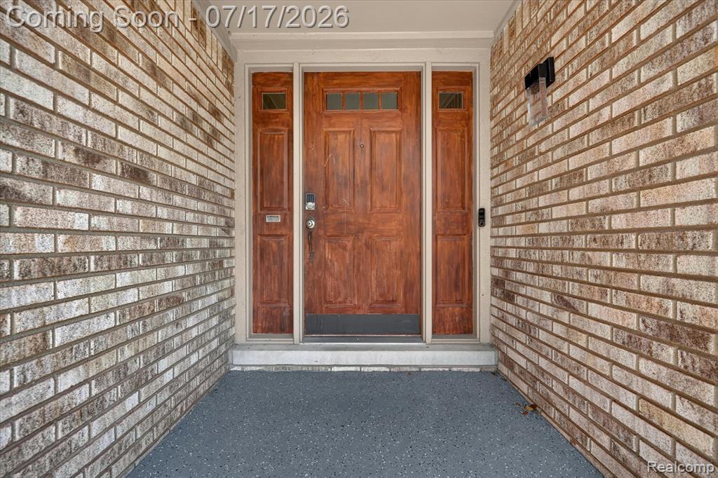 43798 Columbia Drive, Clinton Twp, MI 48038 — Photo 7