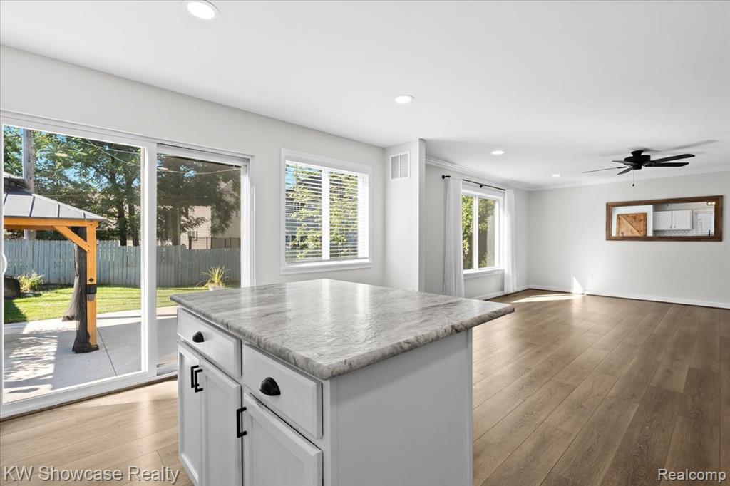 4125 Cass Elizabeth Road, Waterford, MI 48328 — Photo 4
