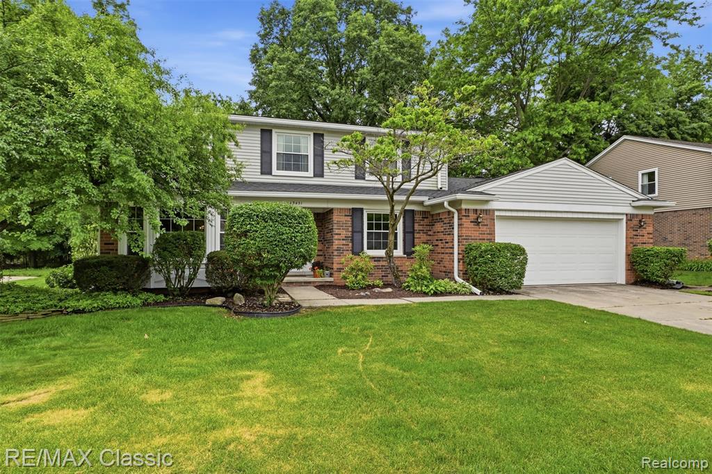 45451 Woodleigh Way, Plymouth, MI 48170 — front exterior