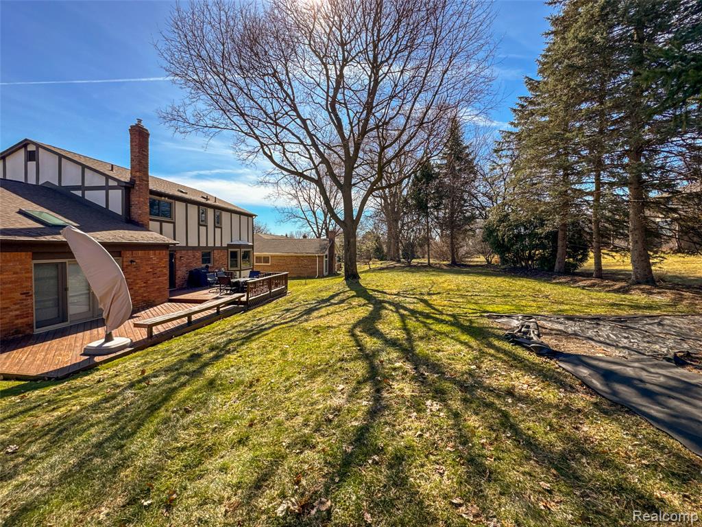 5363 Clearview Drive, Troy, MI 48098 — Photo 11