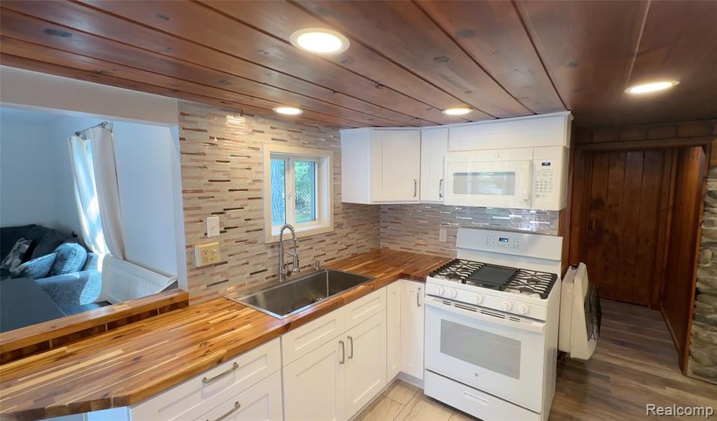 5089 Cottage Dr SE Drive SE, Kalkaska, MI 49646 — Photo 14