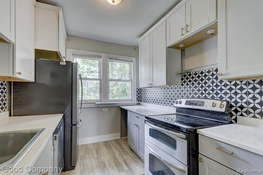 14510 Asbury Park, Detroit, MI 48227 — Photo 11