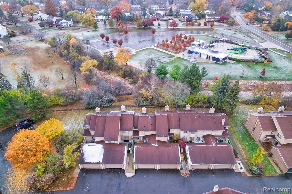 6265 Potomac Circle, West Bloomfield, MI — Photo 48