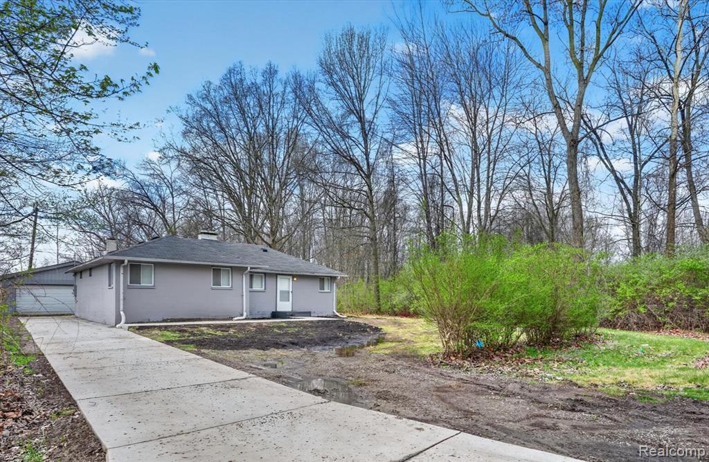 6914 Arlene Court, Romulus, MI 48174 — Photo 2