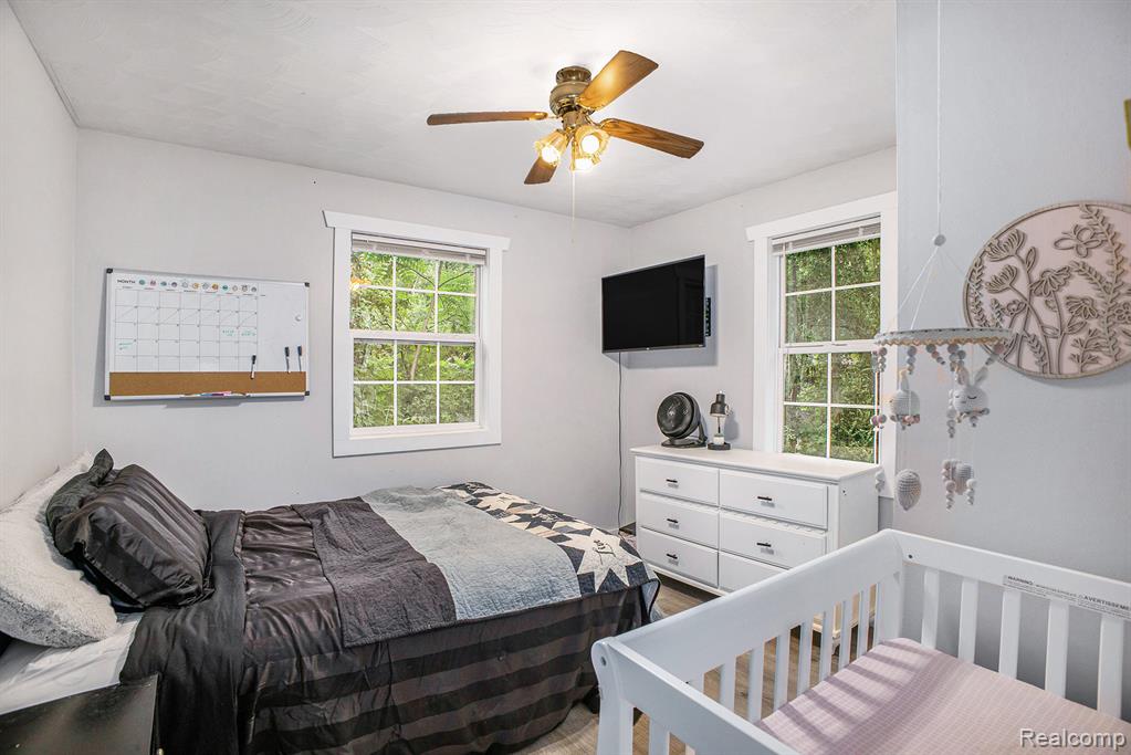 664 E HIGHLAND Road, Howell, MI 48843 — Photo 14