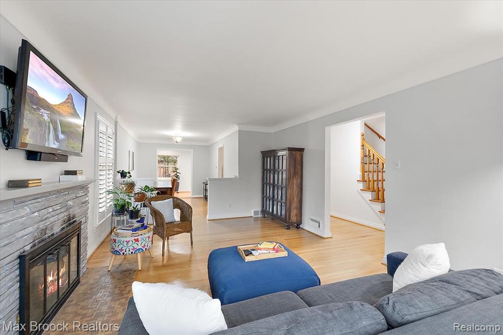32350 Sheridan Drive, Beverly Hills, MI 48025 — Photo 13