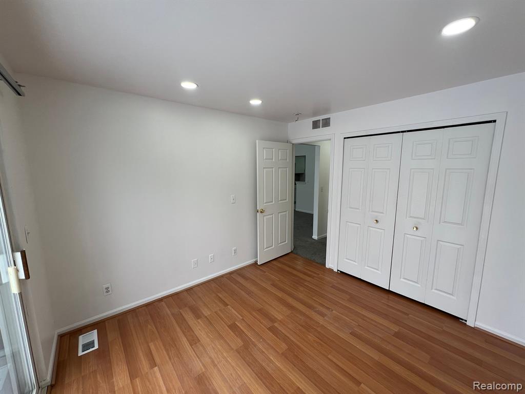 44996 MARIGOLD Drive, Sterling Heights, MI 48314 — Photo 11