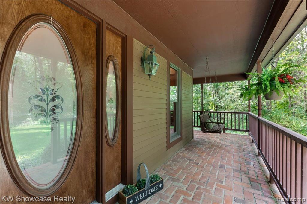 625 CUMBERLAND Trail, Milford, MI 48381 — Photo 3