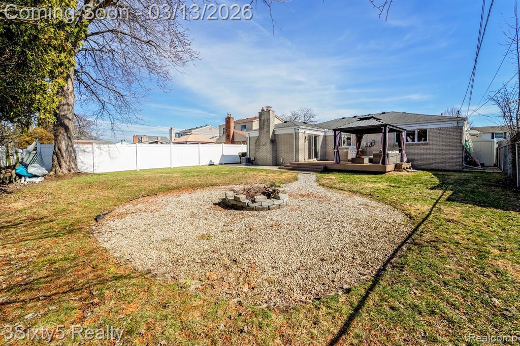 4894 Hillcrest Road, Trenton, MI 48183 — Photo 32