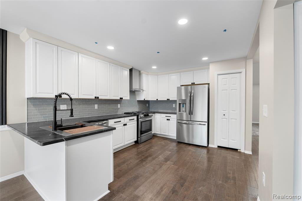 24790 Ashley Court, Redford, MI 48239 — Photo 13