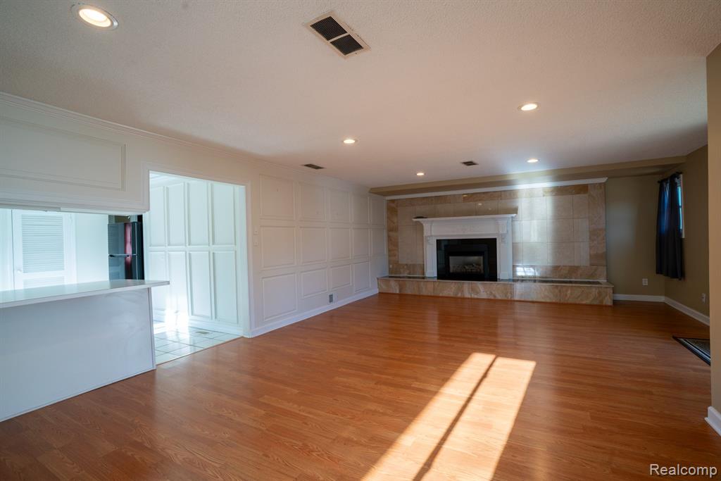 4205 Harding Street, Dearborn Heights, MI 48125 — Photo 15