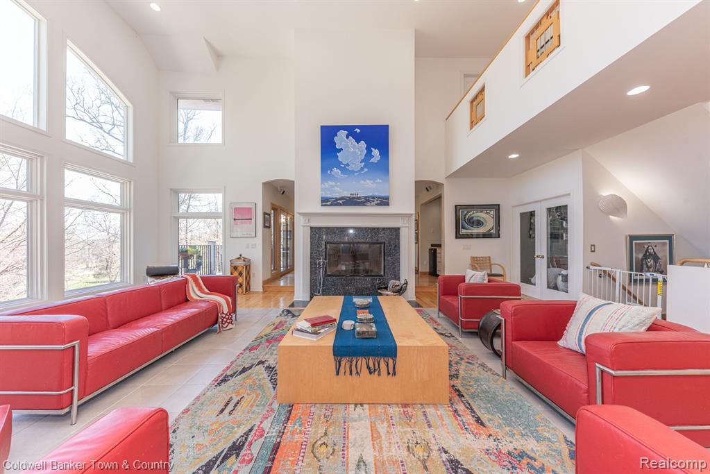 9945 ROLLING GREENS Drive, Pinckney, MI 48169 — Photo 15