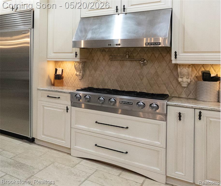 2157 CANTERWOOD, Highland, MI — Photo 33