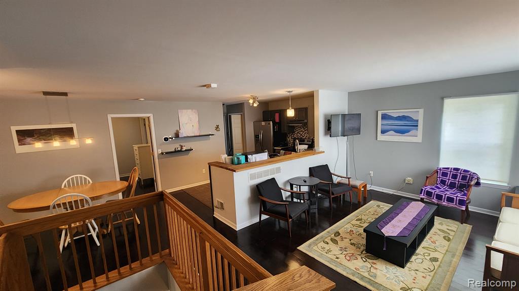 870 LOTHROP Road, Detroit, MI 48202 — Photo 13